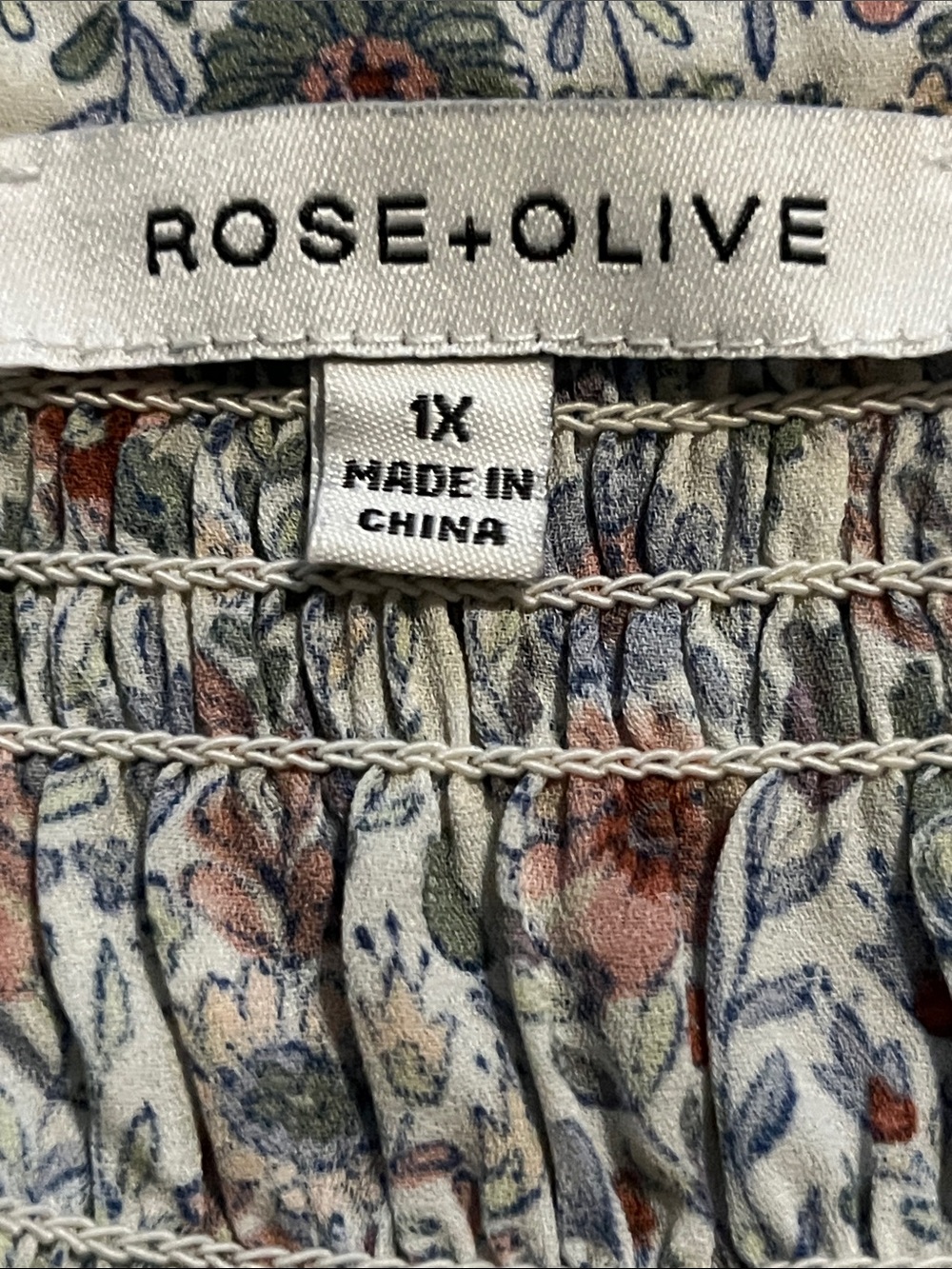 Rose & Olive Floral Button-Front Blouse in Blue, White & Brown - Picture 4 of 7